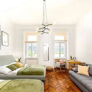  Appartamento Designer Apartment, Central, Next To Danube