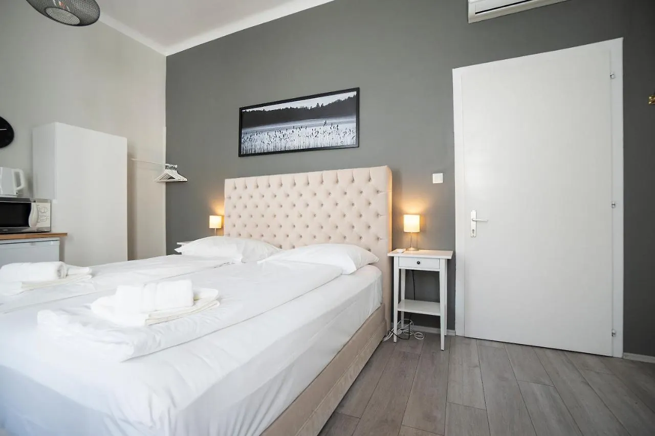 Bright ,Cozy , Central And Cute Studio In Viena